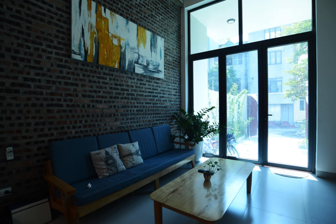 Nhà hướng Tây tại Vĩnh Phúc: Bẫy nắng và dựng phễu đón gió cho đất hẹp- Ảnh 8. Nhà hướng Tây tại Vĩnh Phúc: Bẫy nắng và dựng phễu đón gió cho đất hẹp- Ảnh 8.