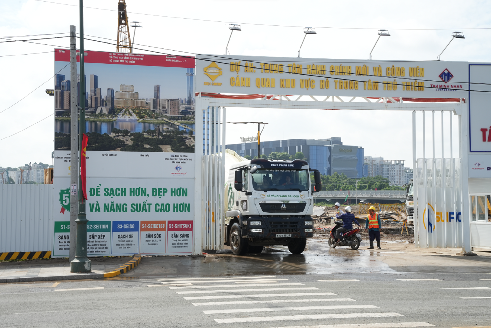 Cận cảnh công trường xây Trung tâm hành chính mới TP.HCM cho 8.000 người làm việc- Ảnh 9.