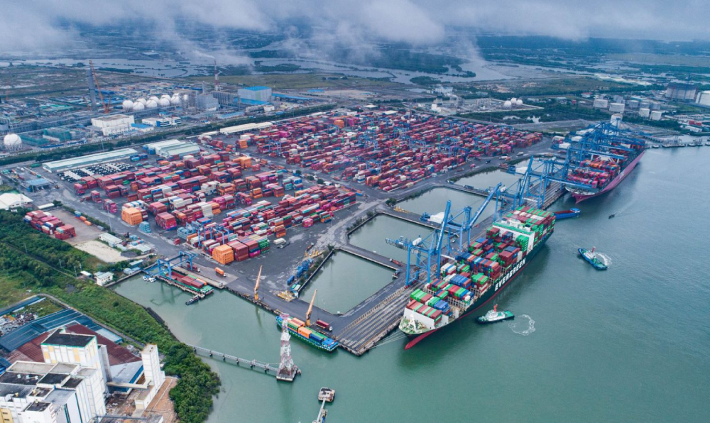 Vì sao TP.HCM di dời cảng biển khỏi trung tâm?