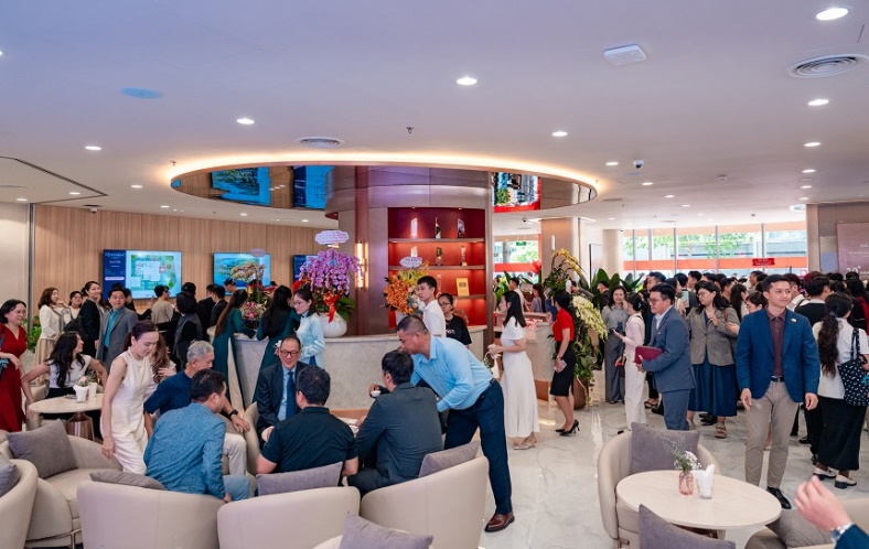 Nam Long khai trương Nam Long Gallery tại Sala (Thủ Thiêm): Điểm kết nối chiến lược tại trung tâm mới TP.HCM- Ảnh 2. Nam Long khai trương Nam Long Gallery tại Sala (Thủ Thiêm): Điểm kết nối chiến lược tại trung tâm mới TP.HCM- Ảnh 2.