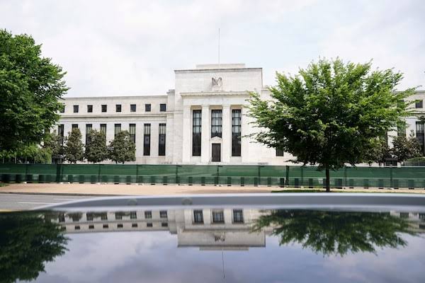 Fed họp quyết định lãi suất: Khả năng giữ nguyên lãi suất vẫn cao