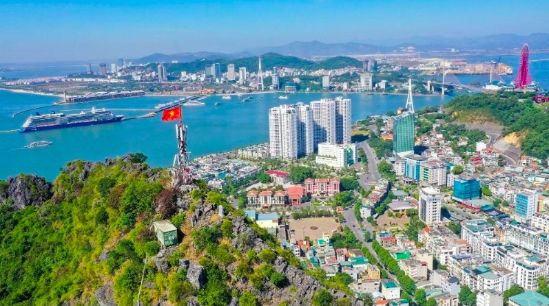 Quảng Ninh đồng loạt triển khai 70 quy hoạch, đặt mục tiêu trở thành thành phố trực thuộc Trung ương