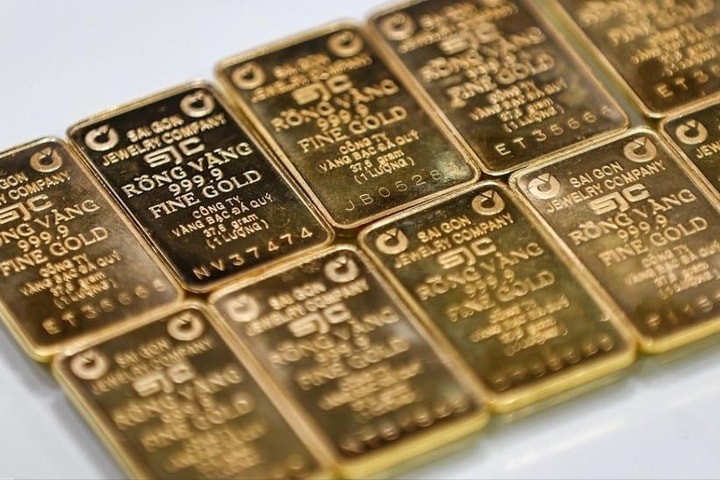 Giá vàng hôm nay 30-7: Tăng sau quyết định của Fed