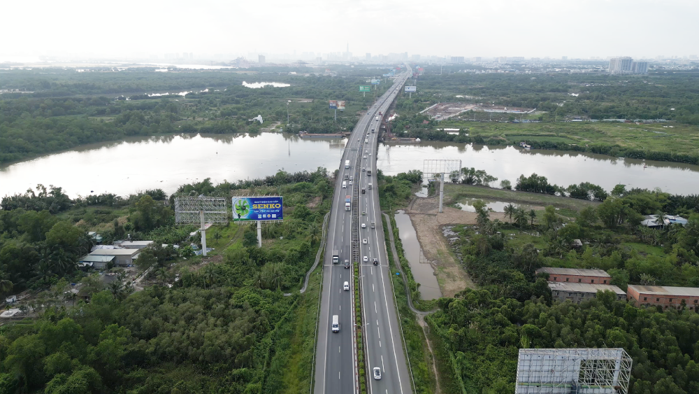 Bộ Xây dựng vừa thông tin về tuyến đường được người dân khu Đông TP.HCM mong chờ- Ảnh 2.