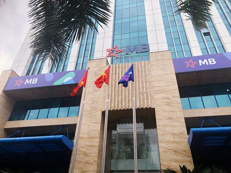 Nợ xấu giảm nhưng nợ có khả năng mất vốn tăng 60%, MBBank vẫn báo lãi quý 2 tăng hơn 40%