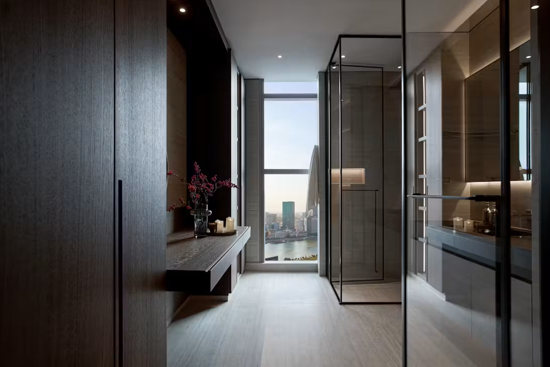Penthouse hướng sông Sài Gòn: Phong cách nghỉ dưỡng và sự chuyển tiếp không gian vô hình- Ảnh 11. Penthouse hướng sông Sài Gòn: Phong cách nghỉ dưỡng và sự chuyển tiếp không gian vô hình- Ảnh 11.