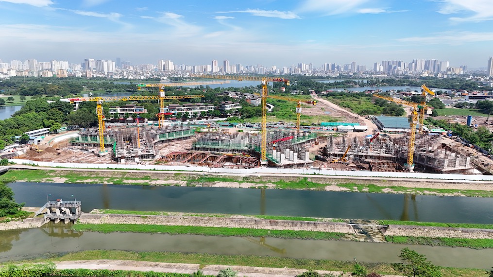 Cận cảnh công trường Gamuda Central Park sau hơn 5 tháng khởi công Cận cảnh công trường Gamuda Central Park sau hơn 5 tháng khởi công