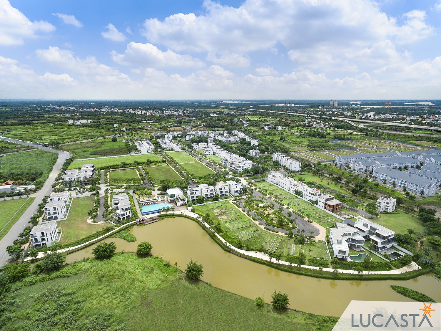 Khu biệt thự Lucasta