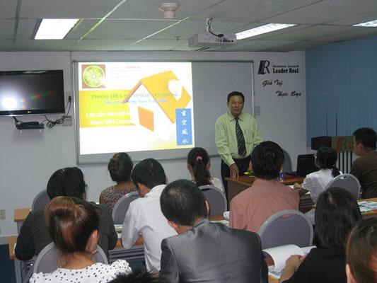 Ngày 19/5/2012: Buổi huấn luyện “Trở thành nhà môi giới bất động sản chuyên nghiệp”