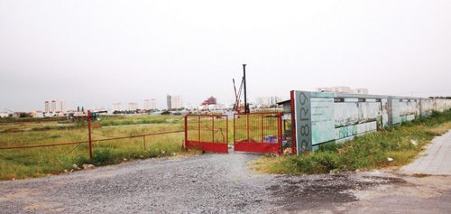 Hàng trăm dự án bất động sản ở TP.HCM đang dở dang