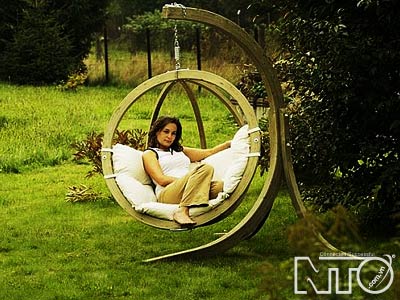 Xích đu - Điểm xuyến cho khu vườn xinh nhà bạn