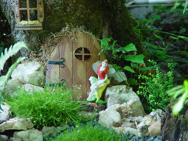 Nét chấm phá cổ tích trong vườn nhà Nét chấm phá cổ tích trong vườn nhà