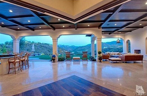 Nhà mới của ngôi sao nhạc pop vô cùng rộng rãi.